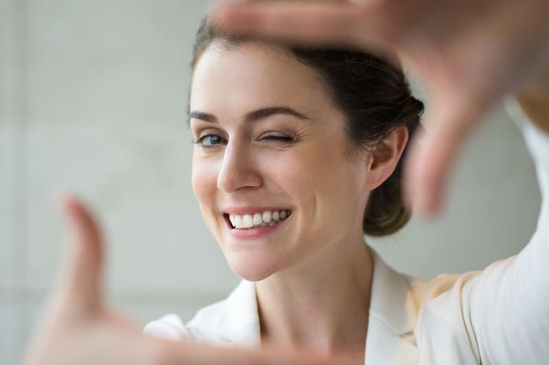 Lentes de Contato Dental – Como Transformam o Sorriso